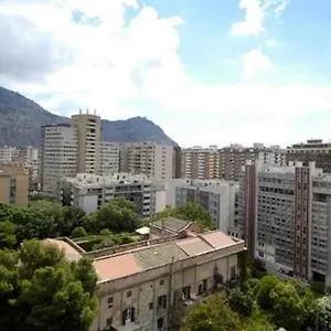 Ausonia House , Palermo Italia