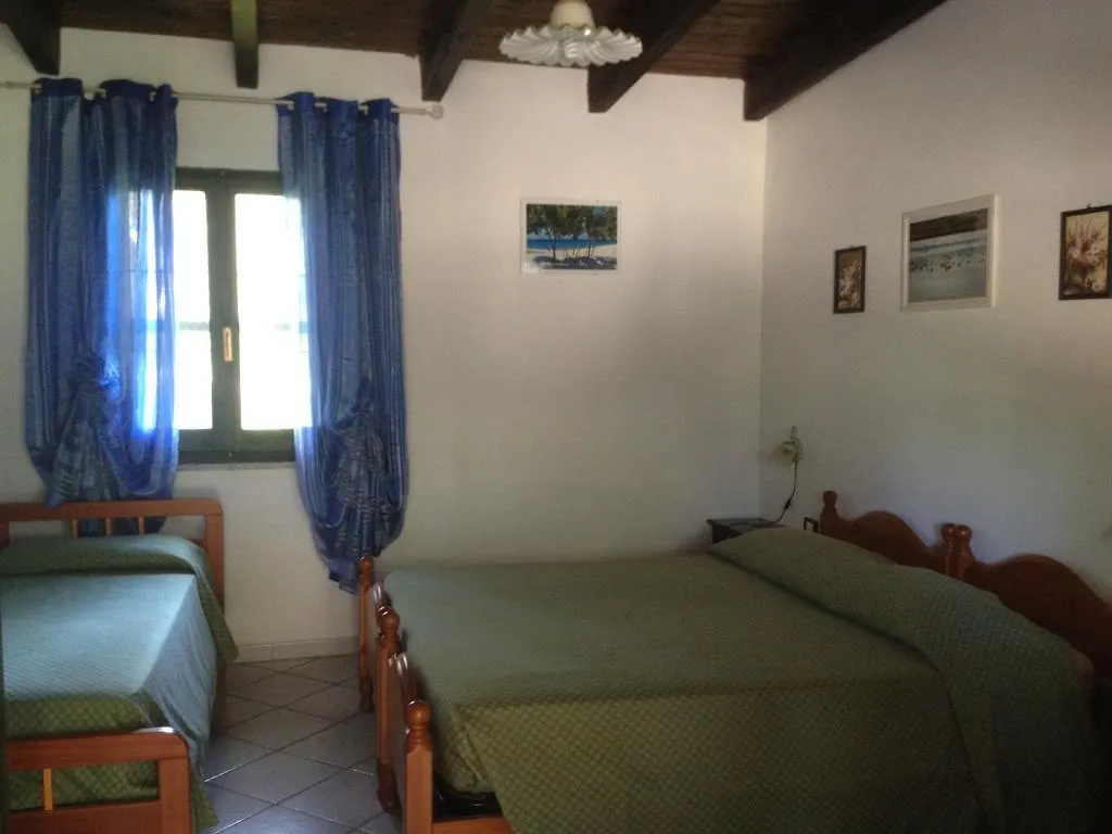 Alojamento de Turismo Rural Il Ruscello Vila SantʼAnna Arresi